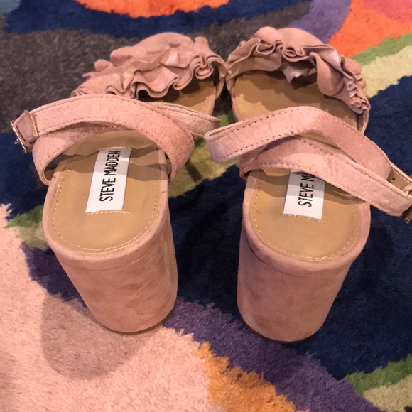 Steve Madden Ruffle Sandals - Picture 2 of 3